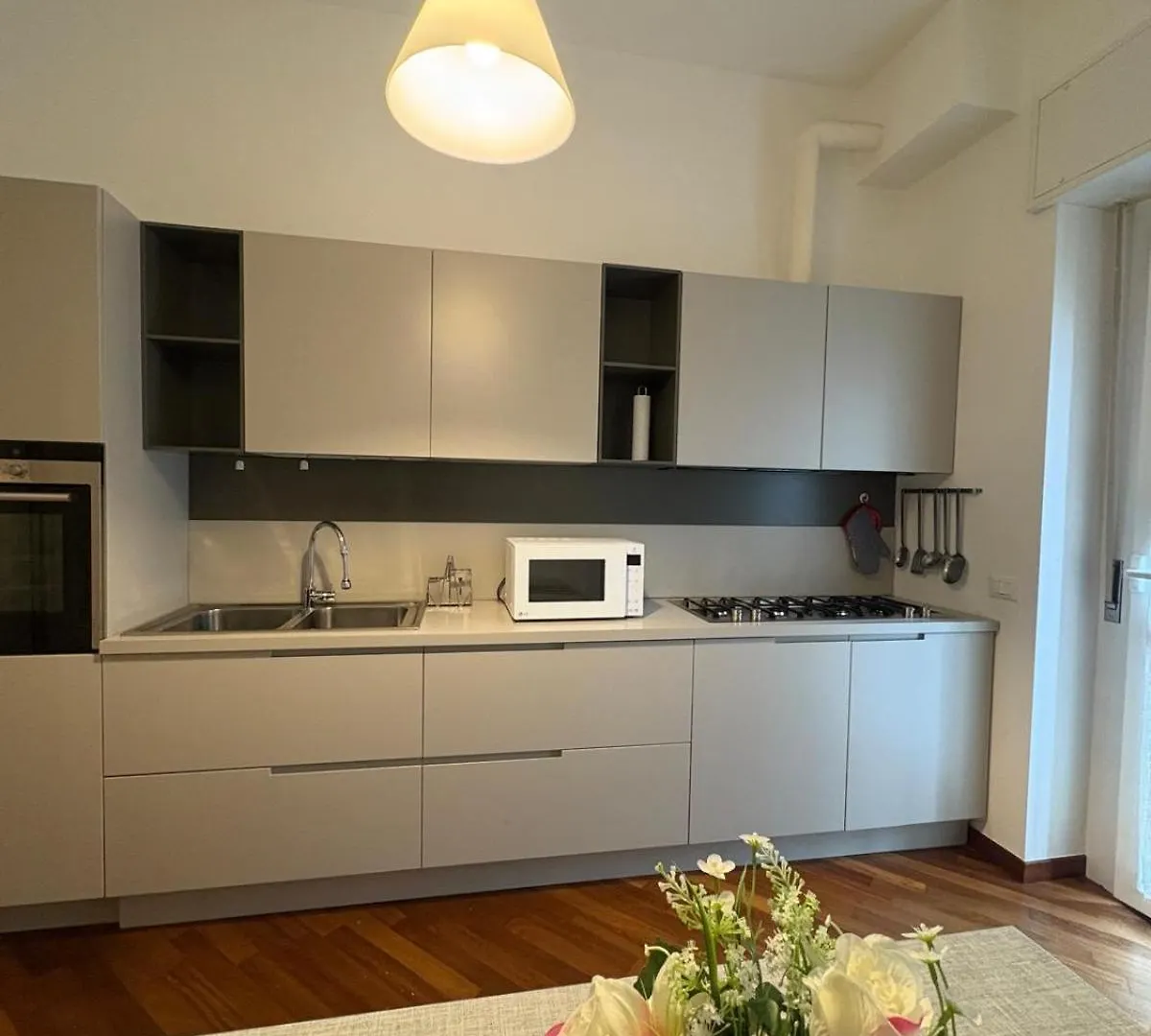 Bocconi - Porta Romana 4 Camere Da Letto Con 2 Bagni Privati Milano