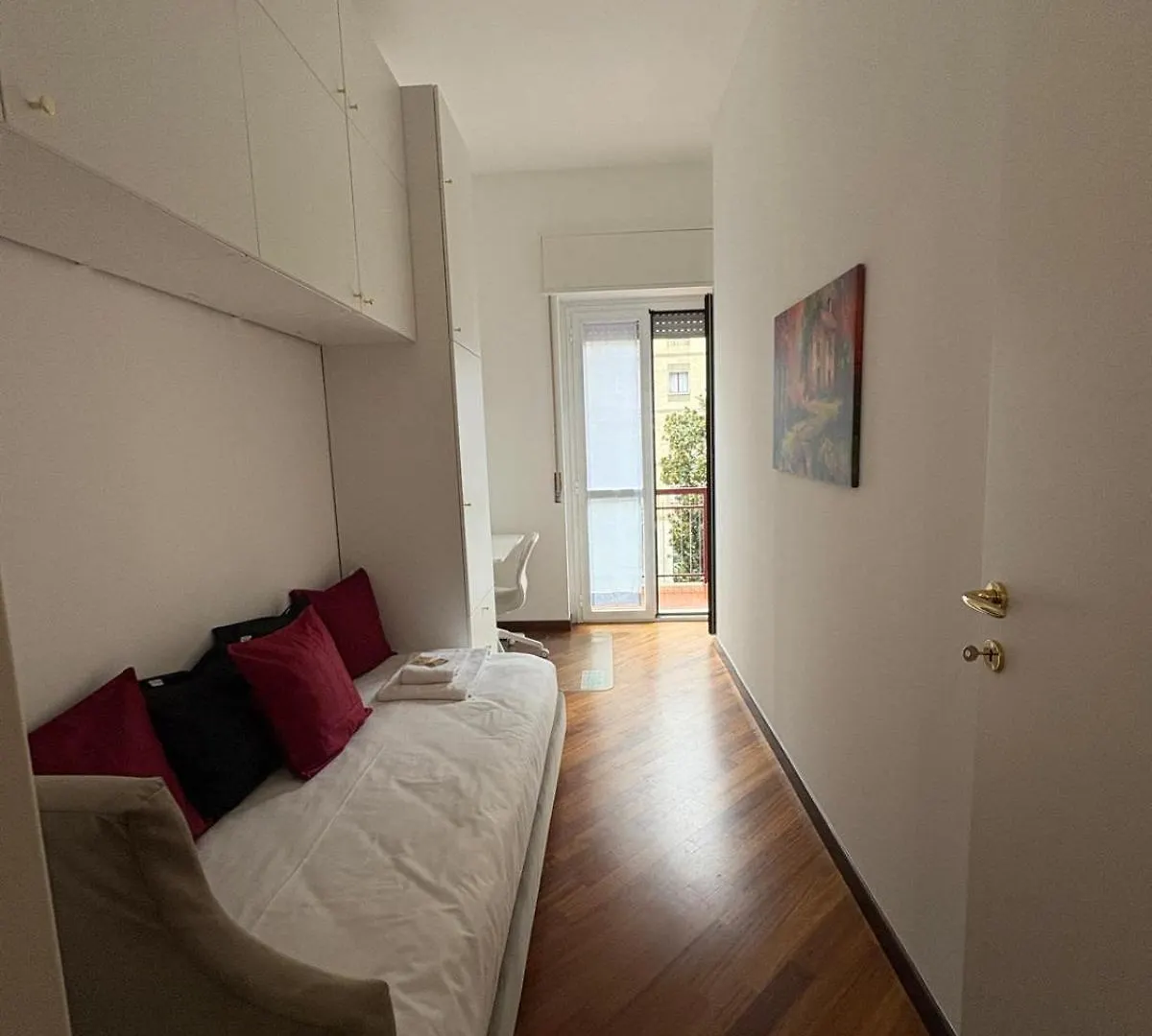 Bocconi - Porta Romana 4 Camere Da Letto Con 2 Bagni Privati Милан